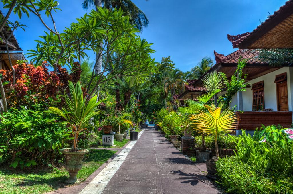 Hotel Angsoka Temukus Exterior photo