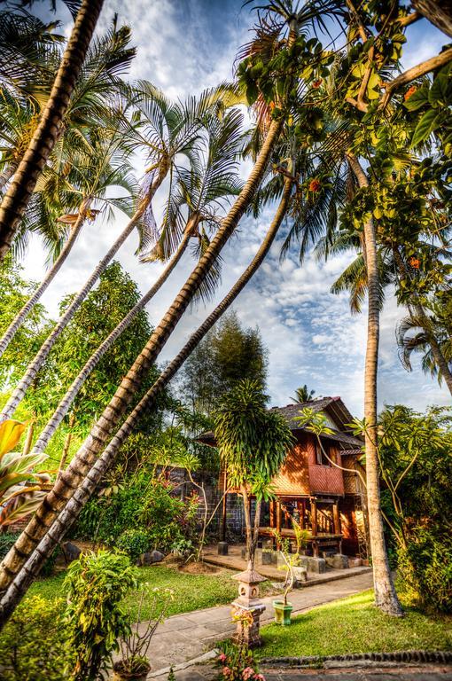 Hotel Angsoka Temukus Exterior photo