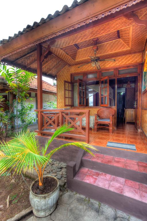 Hotel Angsoka Temukus Exterior photo